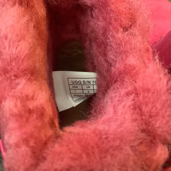 Ugg Uggs Bailey bow baby toddler girls cerise hot pink fuchsia boots 7 - Picture 4 of 7